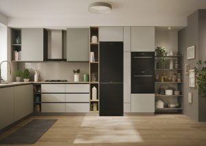 Candy ECN2CQTEB186 Refrigerator, E, Freestanding, Combi, Height 185cm, Fridge net 235 L, Freezer net 120 L, Black 2