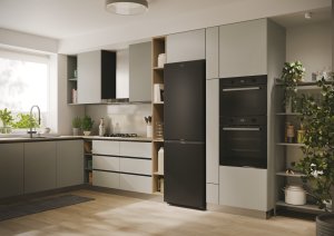 Candy ECN2CQTEB186 Refrigerator, E, Freestanding, Combi, Height 185cm, Fridge net 235 L, Freezer net 120 L, Black 4