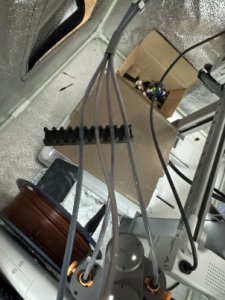 Zestaw 6 klipsów do 6 rurek PTFE - Rozdzielacze do Drukarki 3D 2