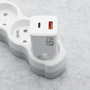 Ładowarka sieciowa do telefonu Forcell F-Energy Mini GaN III USB C + USB A PD QC4.0 45W VT-36 biała 2