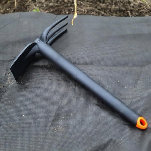 MOTYCZKO- GRABKI OGRODOWE 4