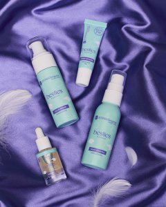 BELL HYPOAllergenic x Besties Nawilżająca baza hypoalergiczna pod makijaż wyrównująca koloryt skóry 01 Bright Sunshine 30 g 2