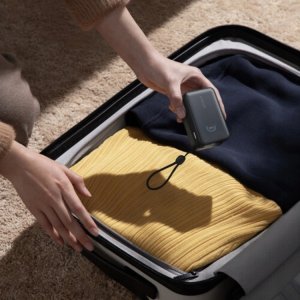 Anker Nano Power Bank (10K, 45W, Built-In Retractable USB-C Cable) 4