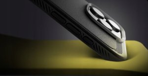 Spigen Rugged Armor Mag Magsafe iPhone 17 Pro Max matte black 8