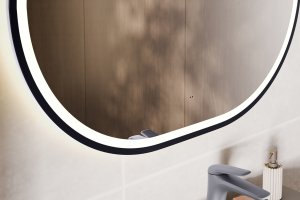 Zestaw meblowy 120cm z blatem, umywalką nablatową Smile, szafką wysoką i lustrem LED 7