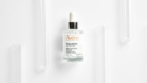 ARONYX Avene Hyaluron Activ B3 Concentrated Plumping Serum 4