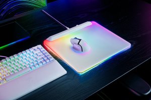 RAZER Firefly V2 Pro Gaming Mouse Pad - White 6