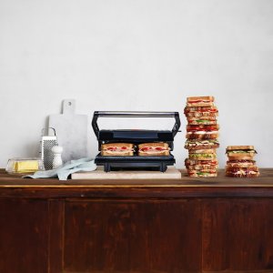 Grill elektryczny kontaktowy do panini mięsa warzyw 750 W Grill elektryczny kontaktowy do panini mięsa warzyw 750 W 3