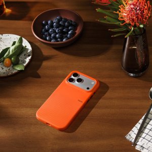 Apple APPLE Beats iPhone 17 Pro Max Rugged Case with MagSafe and Camera Control Sierra Orange 3