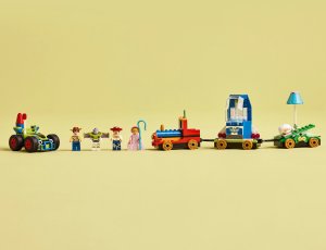 LEGO Disney Toy Story — Okolicznościowy pociąg i Pan Sterowany 3 szt. (43264) 3