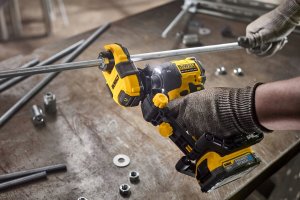 Dewalt przystawka udar. do prętów gwintowanych 12