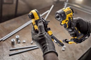 Dewalt przystawka udar. do prętów gwintowanych 13