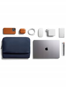 Etui Bellroy Laptop Caddy 14 - etui na laptop 14" z kieszeniami na akcesoria mobilne (navy) 7