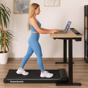 Bieżnia domowa elektryczna domowa Bauerkraft wyświetlacz chodzenie cardio biała 13