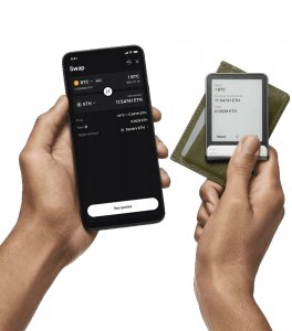 Ledger Flex Crypto Hardware Wallet with Recovery Key 5