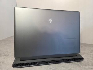 Dell Alienware m18 R2 i9-14900HX 64GB 2TB SSD RTX 4080 QHD+ 165Hz Win11 12