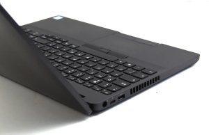 Laptop poleasingowy Dell Dell Latitude 5501 i5-9400H 16 GB 512 GB SSD 15,6" IPS Windows 11 Home 10