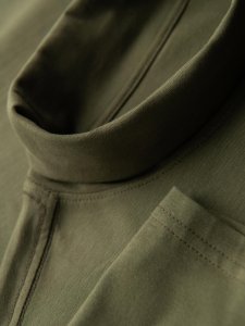 Longsleeve męski gładki z golfem - ciemnooliwkowy V4 OM-LSCL-0130 XXL 8