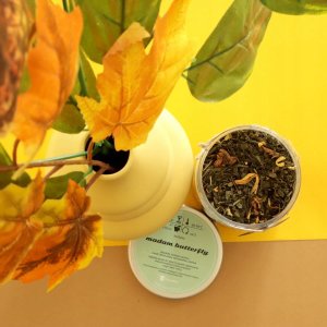 Herbata zielona MADAM BUTTERFLY brzoskwinie kwiat słonecznika 100g - sypana liściasta herbata PREMIUM Cup&You 4