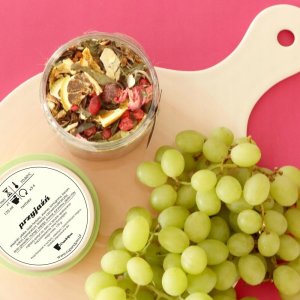 Herbata biała PRZYJAŹŃ papaja mango jabłka żurawina czerwona porzeczka 120g - sypana liściasta herbata PREMIUM Cup&You 4