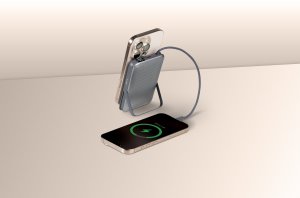 LAUT POWER CHARGE RISER+ Black Powerbank 8