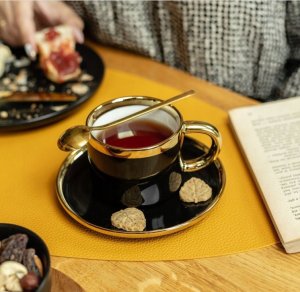 Filiżanka ze spodkiem i łyżeczką HOMLA SINNES 200 ml - Szmaragdowa 11