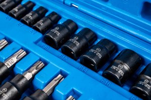 Klucze nasadowe TORX i E-TORX 1/4" 3/8" 1/2" zestaw 25 el. Falon-Tech 20