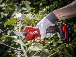 BRUSHLESS PRUNER GV1E0620CA 2