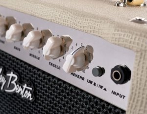 Wzmacniacz słuchawkowy Harley Benton TUBE15 Celestion Bundle Lampowy z Głośnikiem 12" + Pokrowiec 3