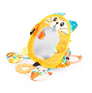 Kotek z lusterkiem 3