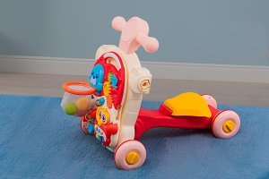 ZABAWKA CHODZIK/ROWER 4W1 RÓŻOWY 12M 6