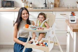 DZIECIĘCE KRZESEŁKO DO KARMIENIA KARMELEK 4W1 BEŻOWE 5