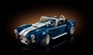 LEGO Icons Shelby Cobra 427 S/C (10357) 7