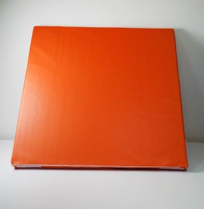 Materac gimnastyczny LEE 100x100x5 cm żółty składany rzepy pokrowiec 3