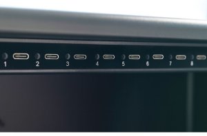 Szafa do ładowania 16 tabletów smartfonów USB-C 16x 45W 5