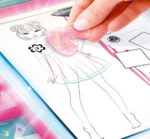 Canal Toys So Slime Fashion Designer Light-Up Studio 5