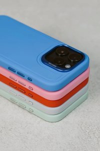 Decoded AntiMicrobial Silicone Stacks Backcover - silikonowa obudowa ochronna do iPhone 16 kompatybilna z MagSafe (bubble gum) 5