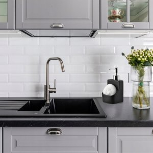Dozownik płynu do naczyń z pojemnikiem na gąbkę i z gąbką ceramiczny czarny 400 ml 7