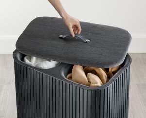 Kosz na pranie Joseph Joseph JJ-Laundry basket 90l bamboo black Tota Twin Luxe 3