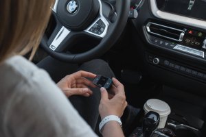 Saphe Drive Mini speed and traffic monitoring alarm with color display 2