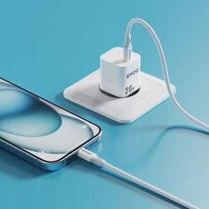 BWOO CDA155 PD wall charger 1x USB-C port 1A 20W white 3