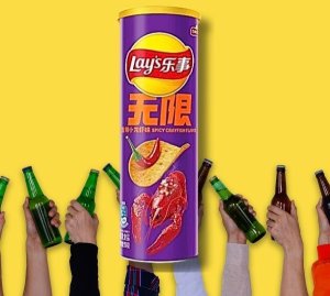 Lays Stax Spicy Crayfish chińskie chipsy o smaku rakowym 90g 5