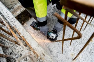 Szlifierka Metabo SZLIFIERKA KĄTOWA AKUMULATOROWA 125MM W 18 L 9-125 0*AH 6