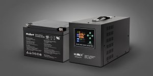 Zasilacz awaryjny KEMOT PROsinus-2000/24-LFP4 przetwornica z czystym przebiegiem sinusoidalnym i funkcją ładowania 24V 230V 2000VA/1400W 6