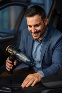 ODKURZACZ RĘCZNY SAMOCHODOWY BEZPRZEWODOWY AKUMULATOROWY MOC RIWALL RMW-01 15