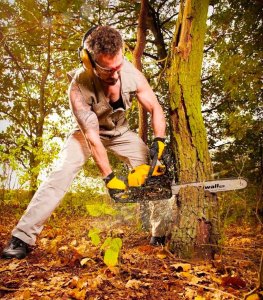 Pilarka spalinowa piła Riwall Pro 5140pl silnik 54, cm 7KM prowadnica 50cm 4