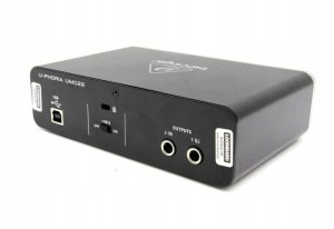 Behringer U-Phoria UMC22 -aanikortti USB-vaylaan 12