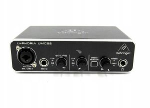 Behringer U-Phoria UMC22 -aanikortti USB-vaylaan 14