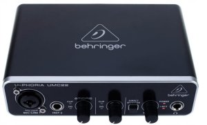 Behringer U-Phoria UMC22 -aanikortti USB-vaylaan 7