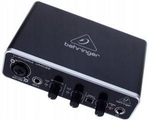 Behringer U-Phoria UMC22 -aanikortti USB-vaylaan 9